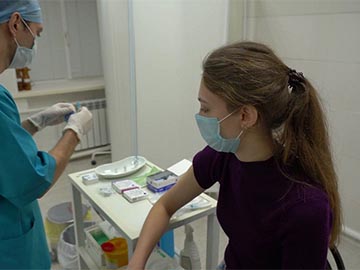 Свердловских студентов обязали вакцинироваться от коронавируса
