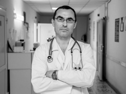 Двигаться пешком, оказаться от курения и меньше есть «легких» углеводов, - формула здорового сердца