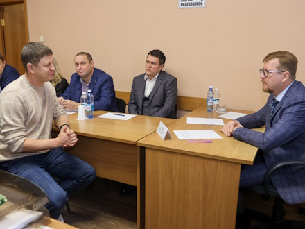 В Первоуральске обсудили ремонт дорог и ДК «Горняк» на встрече с главой города