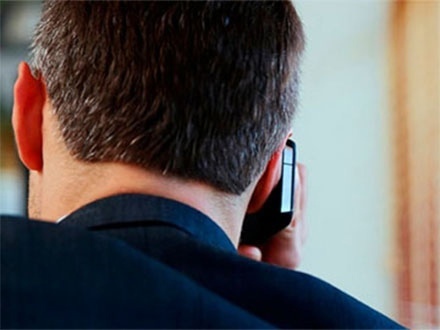 Жительница Первоуральска лишилась крупной суммы, поверив мошенникам под предлогом доставки цветов