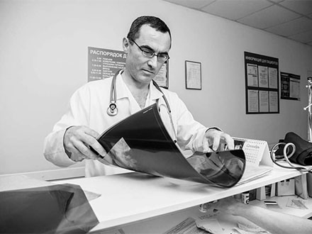 Алкоголь сгущает кровь и способствует возникновению инфарктов и инсультов