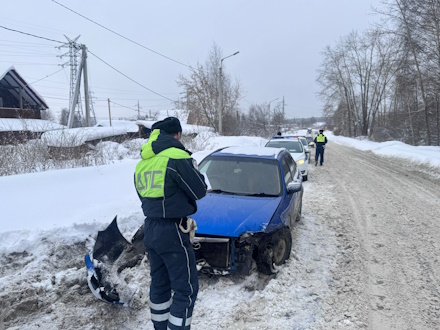 В Первоуральске в утреннем ДТП пострадала девочка-подросток