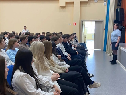 В Первоуральске стартовала «Неделя профилактики»: полицейские проводят уроки права для школьников