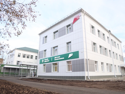В Первоуральске после капремонта открыли поликлинику в микрорайоне Хромпик